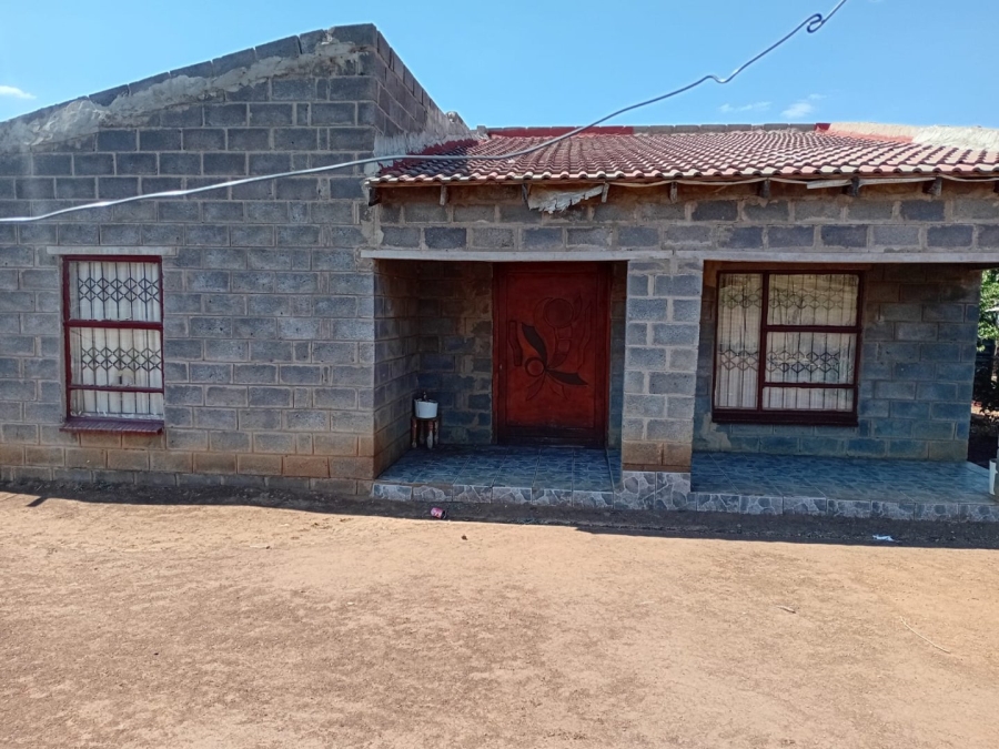  Bedroom Property for Sale in Botshabelo R Free State